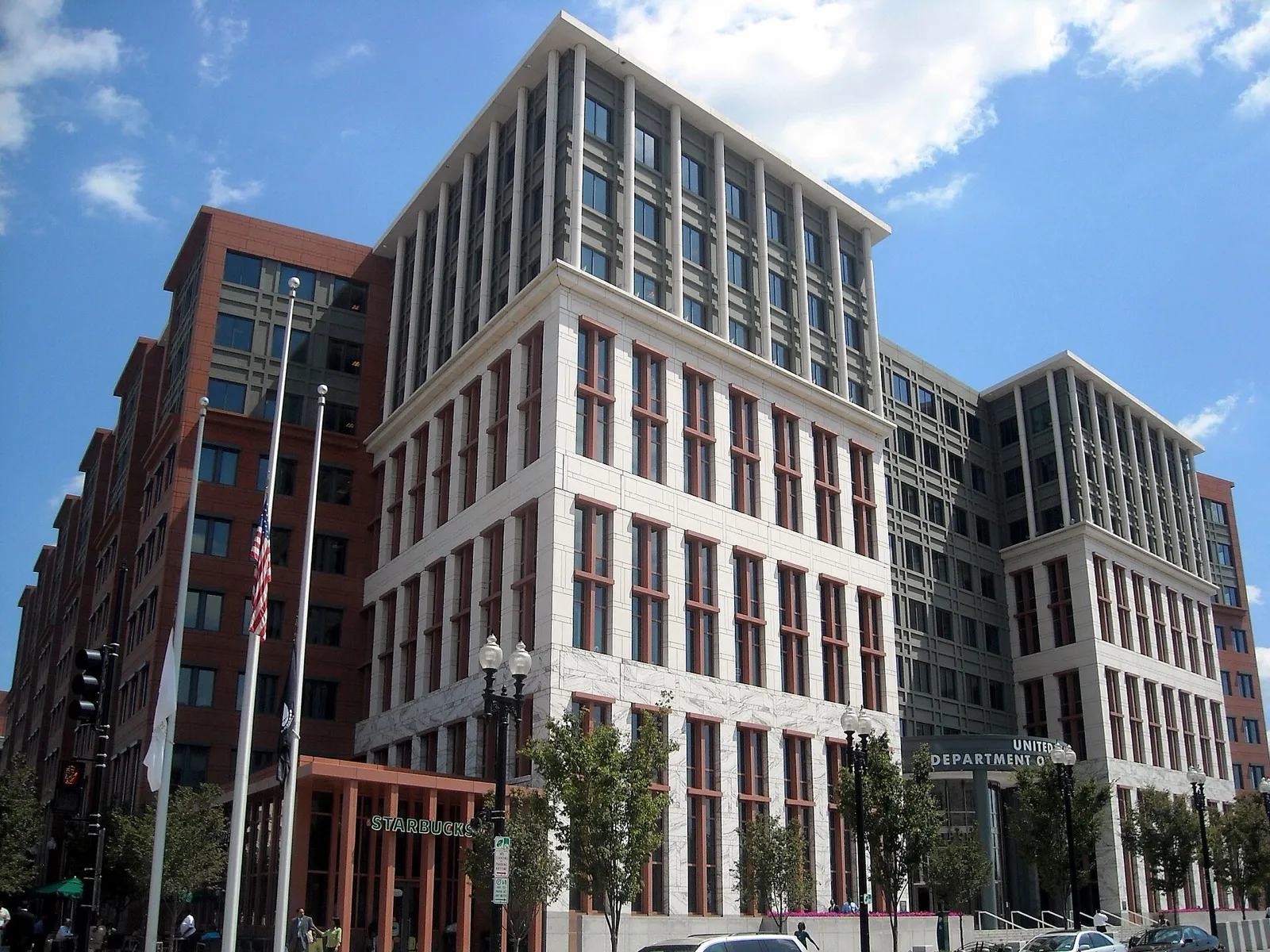 Sede del Departamento de Transporte de Estados Unidos (DOT) en Washington, que ha aplazado las nuevas normas