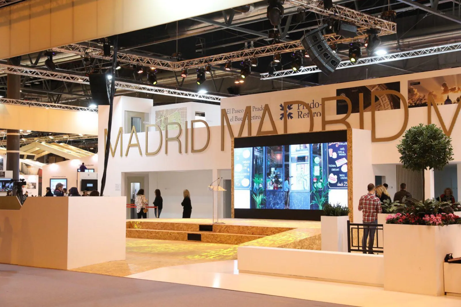 Estand de Madrid en el pabellón de IFEMA durante una edición de Fitur, la Feria Internacional de Turismo